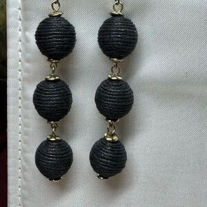 Cute black twine earrings